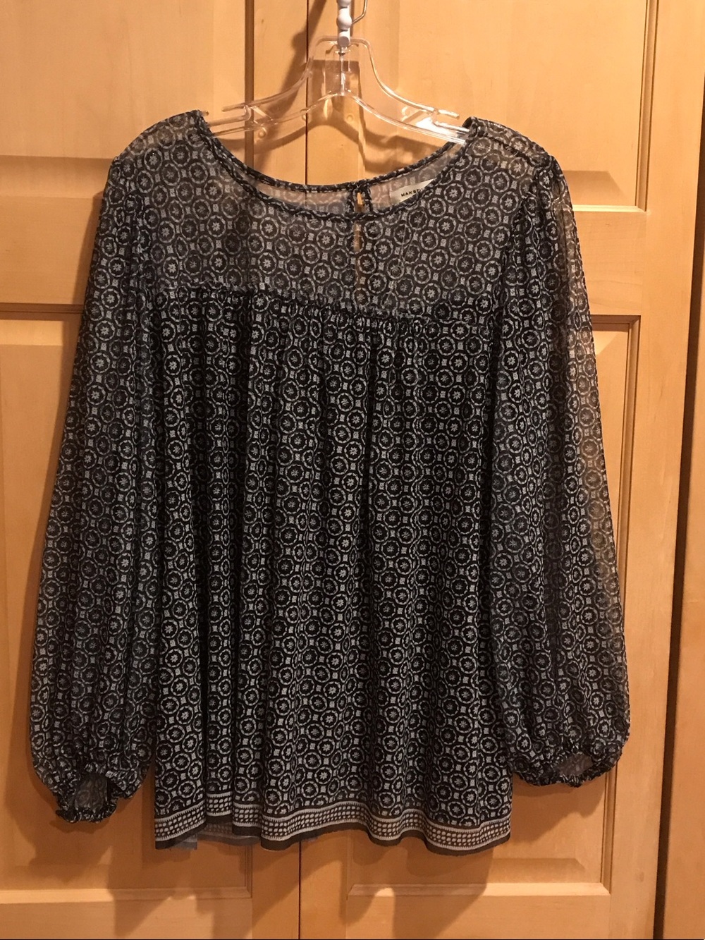 New Max Studio Black Printed Long Sleeve Blouse